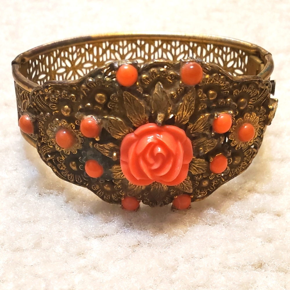 Mid-Century Hinged Bracelet Chunky Vintage Art Deco Coral Flowers Unique